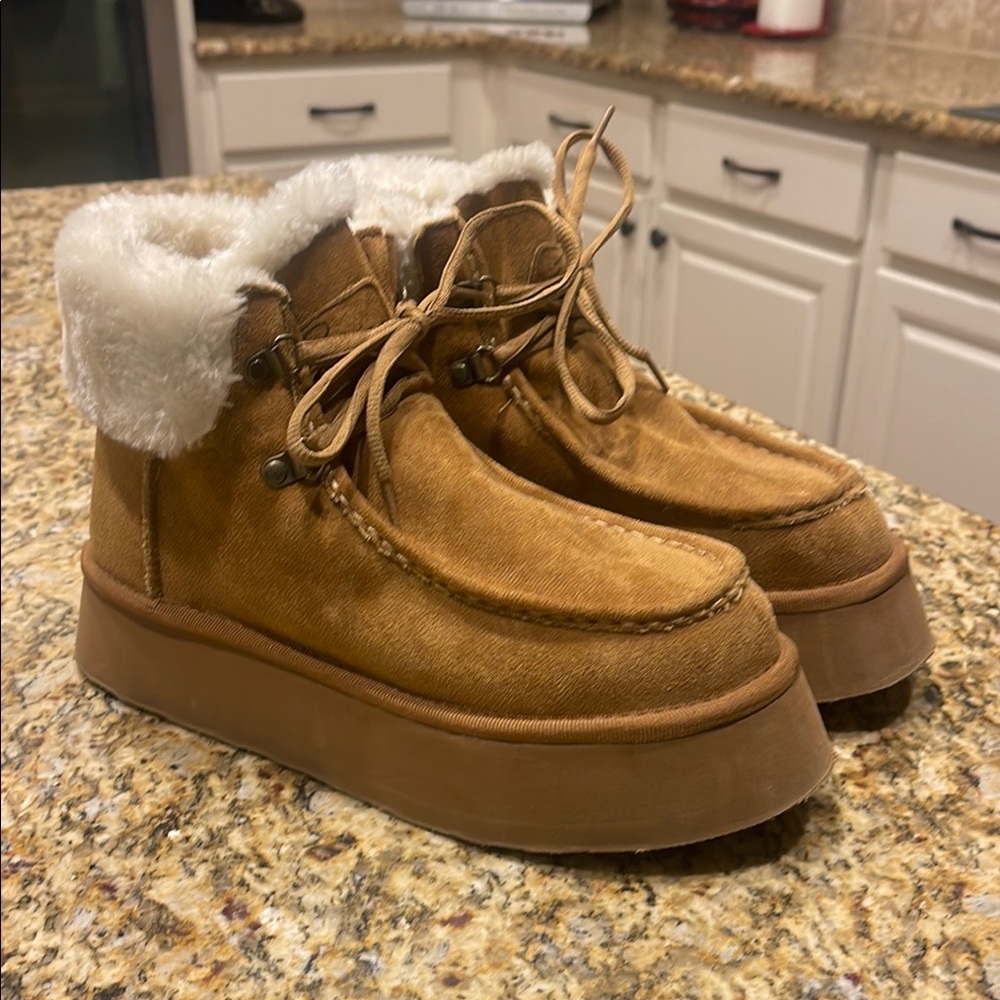 Cozy Tan Fur-Lined Boots
